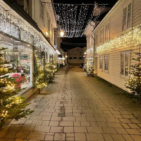 House By The River In Villa Flekkefjord